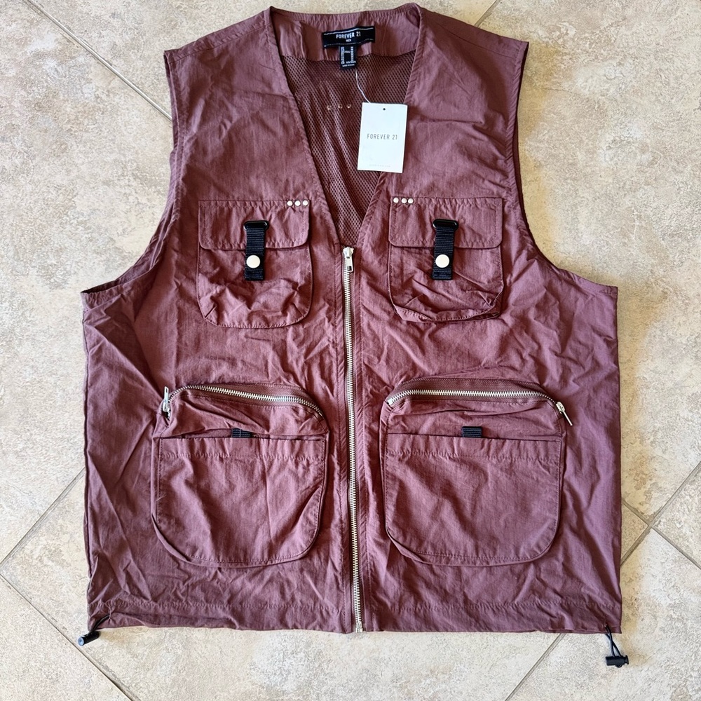 Forever 21 Men's Burgundy Utility Vest